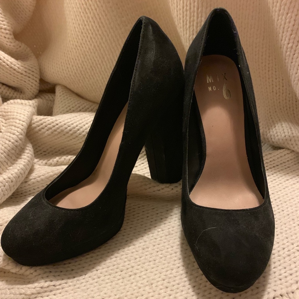Black Chunky Heels